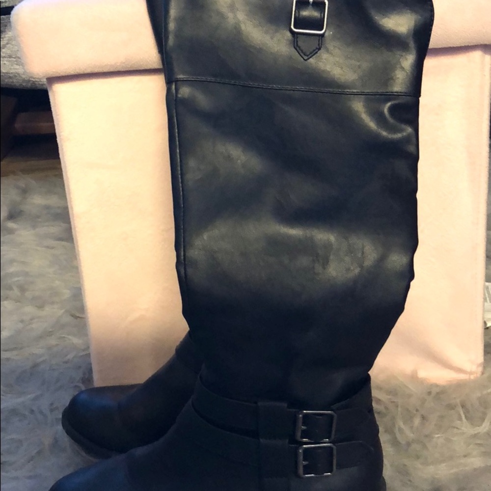 Black boots!!!